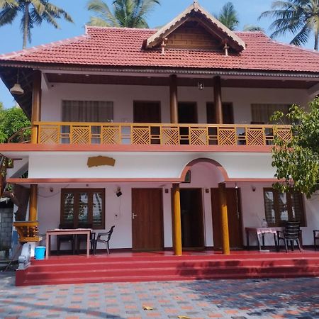 Marari Anna Beach Homestay Mararikulam Exterior photo