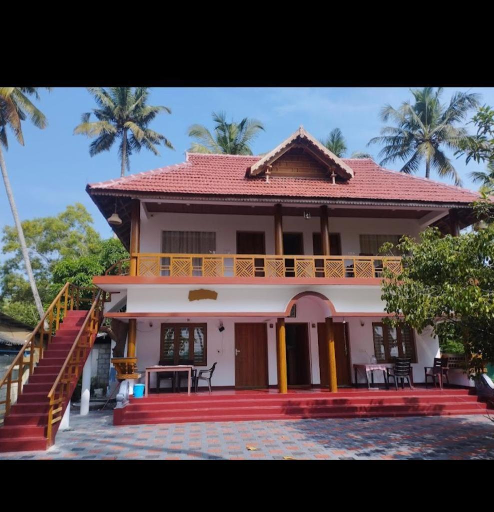 Marari Anna Beach Homestay Mararikulam Exterior photo